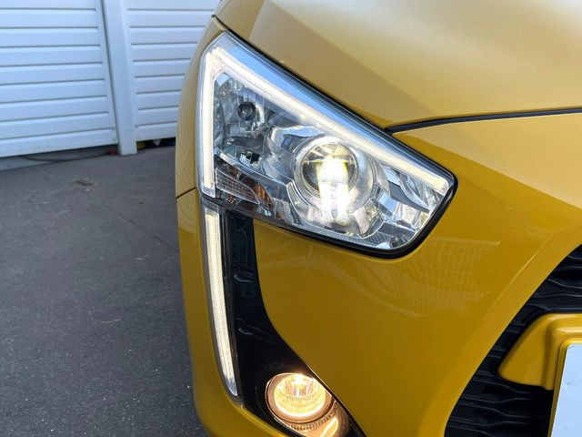 �yLED�w�b�h���C�g�z���V����ԑ��s�����ǍD�Ȏ��E���m�ۂ����S���ĉ^�]�ł��鍂�P�xLED�w�b�h���C�g�𑕔�!�_�����x�������A����d�͂��}�����Ă��܂��B