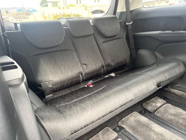 3��ڃV�[�g�͂�������ԗǍD����l�ł��������ƍ����Ē����܂��̂ŁA��l���ł̂��o���������N���N�ł��􂲉Ƒ��ŁA�C�̒m�ꂽ���ԂŁA�h���C�u�ɍs���̂��y���݂ł��ˁ�