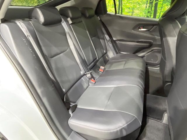 �y�n�[�t���U�[�V�[�g�z�������ƍ���S�n�𗼗������l�C�̃V�[�g���w�ʁE���ʂ̃t�@�u���b�N�f�ނ́A�ʋC���̗ǂ��⊊��ɂ����ɗD��Ă��܂��B�C���╞���ɍ��E���ꂸ���K�ɂ���肢�������܂��B