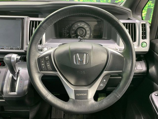 �y�����v�����X�e�A�����O�z�㎿�Ȋv���g�p���邱�ƂŁA��ɂ����������݂ƂĂ��^�]���₷���n���h���ł���