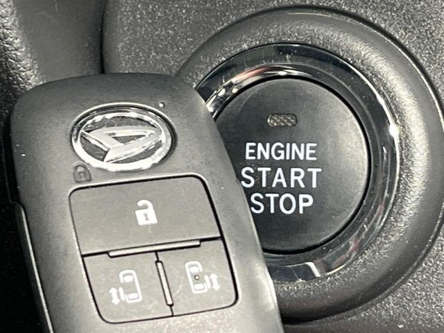 �y�L�[�t���[�V�X�e���z�J�o����|�P�b�g�ɓ��ꂽ�܂܂ł��h�A�̎{���E�������\�ȃX�}�[�g�L�[�𑕔��B�G���W���̃I���E�I�t�����J�M�����o���K�v����������Ƃ��Ă��֗��ł���