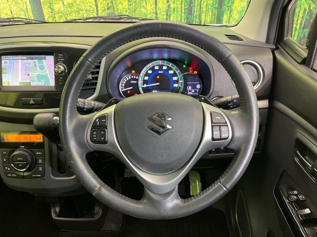 �y�����v�����X�e�A�����O�z�㎿�Ȋv���g�p���邱�ƂŁA��ɂ����������݂ƂĂ��^�]���₷���n���h���ł���