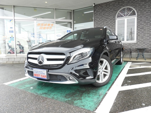 GLAクラスGLA250 4マチック 4WD