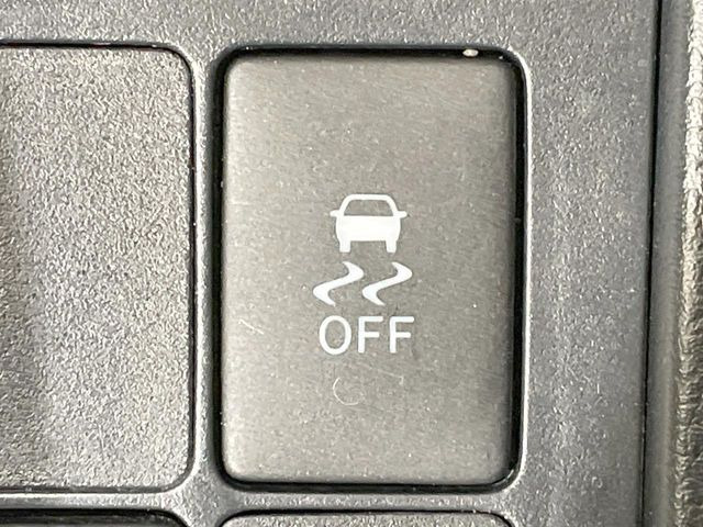 �y������h�~���u�z�ԗ��̉���������m����ƁA�����I�Ɏԗ��̐i�s������ۂ悤�Ɏԗ��𐧌䂵�܂��B�J�̓��ȂǊ���₷���H�ʏ󋵂ł����S�ȉ^�]���\�ł��B