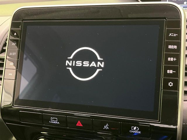 �y�����i�r�z�l�C�̏����i�r�𑕔����Ă���܂��B�i�r�̎g���₷���͂������A�I�[�f�B�I�@�\���[��!�L�����v�◷�s�͂������A�ʋ΂┃�����ȂǕ��i�̃h���C�u���y�����Ȃ�͂���