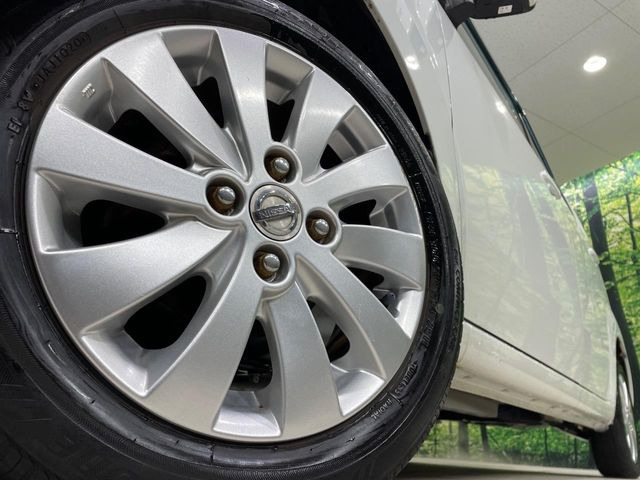 �y����15�C���`�A���~�z�C�[���z�O�ςɃ}�b�`���������A���~�z�C�[���𑕒����Ă���܂��B�e��ЊO�A���~�z�C�[����A�X�^�b�h���X�^�C�����戵�����Ă���܂��B���񂲑��k����������