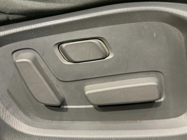 �y�p���[�V�[�g�z�X�C�b�`��ŊȒP�ɃV�[�g�̔��������\!�d��������͂�����܂���!���K�ȃV�[�g�|�W�V�����ɃZ�b�g���āA���K�ȃh���C�u�����y���݂��������B