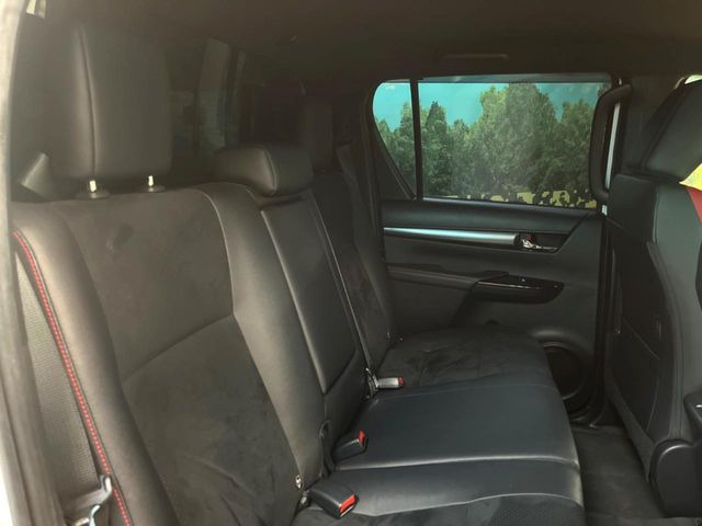 �㕔���Ȃ��C�ɂȂ�悤�ȃL�Y�E�����ւ��蓙�A�傫�ȃ_���[�W�͂Ȃ��A�ǍD�ȏ�Ԃł��B