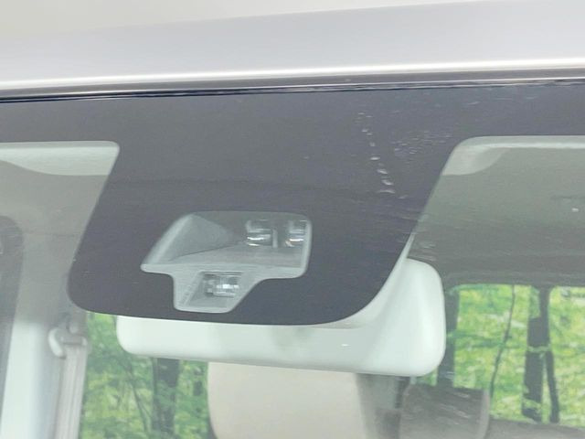 �y�X�Y�L �Z�[�t�e�B�T�|�[�g�z���s���ɑO���̎ԗ�����F�����A�Փ˂������Ȏ��͌x��ƃu���[�L�ŏՓˉ���Ɣ�Q�y�����A�V�X�g�B�����S�Ƀh���C�u�����y���݂��������܂��B