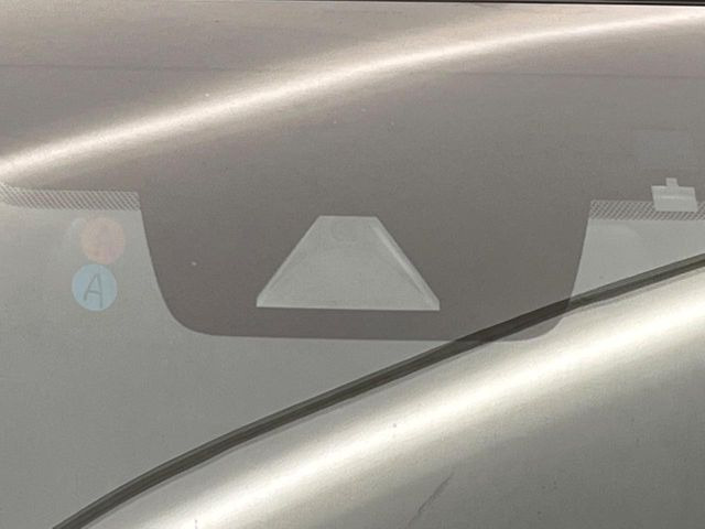 �y�v���N���b�V���Z�[�t�e�B�z�O���̎ԗ��������m���A�Փ˂������Ȏ��͌x��Œ��ӂ𑣂��A�u���[�L�𓥂ޗ͂��T�|�[�g�B�u���[�L�𓥂߂Ȃ������ꍇ�͏Փ˔�Q�y���u���[�L���쓮�A�Փˉ�����T�|�[�g���܂��B