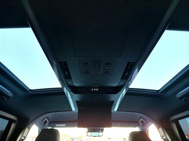 ヴェルファイアハイブリッド 2.5 Z プレミア E-Four 4WD