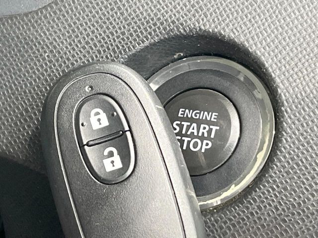 �y�L�[���X�X�^�[�g�V�X�e���z�J�o����|�P�b�g�ɓ��ꂽ�܂܂ł��h�A�̎{���E�������\�ȃX�}�[�g�L�[�𑕔��B�G���W���̃I���E�I�t�����J�M�����o���K�v����������Ƃ��Ă��֗��ł���