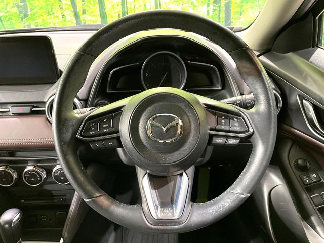 �y�����v�����X�e�A�����O�z�㎿�Ȋv���g�p���邱�ƂŁA��ɂ����������݂ƂĂ��^�]���₷���n���h���ł���