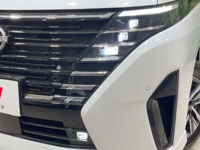 �yLED�w�b�h���C�g�z���V����ԑ��s�����ǍD�Ȏ��E���m�ۂ����S���ĉ^�]�ł��鍂�P�xLED�w�b�h���C�g�𑕔�!�_�����x�������A����d�͂��}�����Ă��܂��B