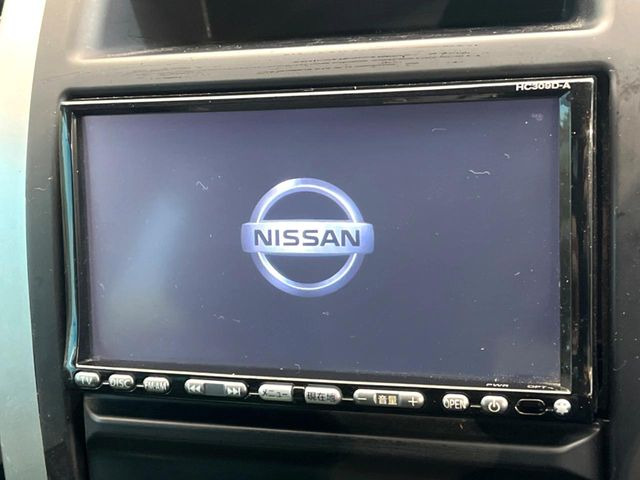 �y�����i�r�z�l�C�̏����i�r�𑕔����Ă���܂��B�i�r�̎g���₷���͂������A�I�[�f�B�I�@�\���[��!�L�����v�◷�s�͂������A�ʋ΂┃�����ȂǕ��i�̃h���C�u���y�����Ȃ�͂���