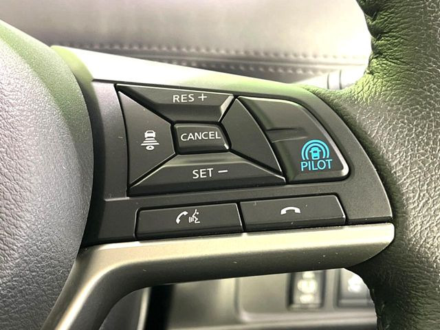 �y�v���p�C���b�g�z�������H�ł̒��������s���y��!!�a�؎��Ə��񑖍s�̃V�[���ŁA�A�N�Z���E�u���[�L�E�X�e�A�����O�������Ő��䂵�A�������^�]�̕��S���y�����Ă���܂���