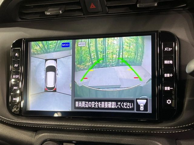 �y�A���E���h�r���[���j�^�[�z��p�̃J�����ɂ��A�ォ�猩���낵���悤�Ȏ��_��360�x�N���}�̎��͂��m�F���邱�Ƃ��ł��܂������p�������m�F���₷���A�����ꏊ�ł̐؂�Ԃ��⒓�Ԃ��X���[�Y�ɍs���܂��B