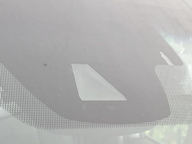 �y�g���^�Z�[�t�e�B�Z���X�z���s���ɑO���̎ԗ�����F�����A�Փ˂������Ȏ��͌x��ƃu���[�L�ŏՓˉ���Ɣ�Q�y�����A�V�X�g�B�����S�Ƀh���C�u�����y���݂��������܂��B