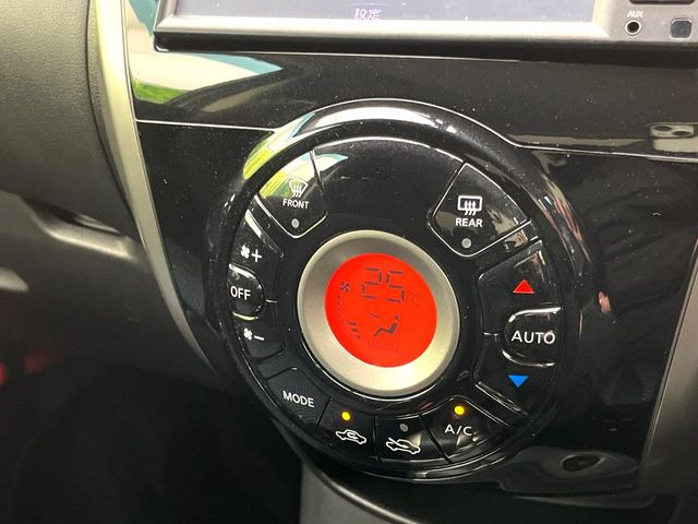 �y�I�[�g�G�A�R���z��x���D�݂̉��x�ɐݒ肷��΁A�ԓ��̉��x�����m�����ʂ≷�x�������Œ����B����&hellip;����&hellip;�Ɖ��x���X�C�b�`���������K�v�͂���܂���B���K�Ȏԓ���Ԃɂ͕K�{�̋@�\�ł��ˁ�