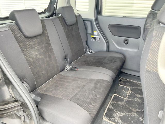 �L�X�Ƃ���2��ڃV�[�g�͋��Z���������A���S�n�����K!�F�B��Ƒ��Ƃ̂��o�����ɂ҂�����ł��B�x�r�[�V�[�g��`���C���h�V�[�g�g�p�������K�ɂ��߂�������������\���ȋ�Ԃ��m�ۂ��Ă��܂��B