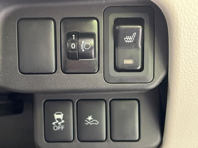 �y�p���[�V�[�g�z�X�C�b�`��ŊȒP�ɃV�[�g�̔��������\!�d��������͂�����܂���!���K�ȃV�[�g�|�W�V�����ɃZ�b�g���āA���K�ȃh���C�u�����y���݂��������B