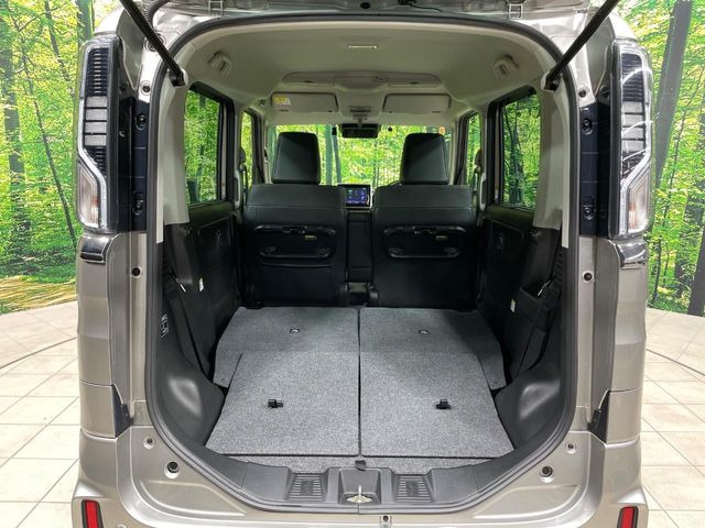 ���i�̂���������ʋ΁A���}���ɏ\���ȉ׎��X�y�[�X���m�ۂ��Ă���܂��B�Z�J���h�V�[�g��|���ƁA�傫�ȉו��̐ύڂ��\�ł���