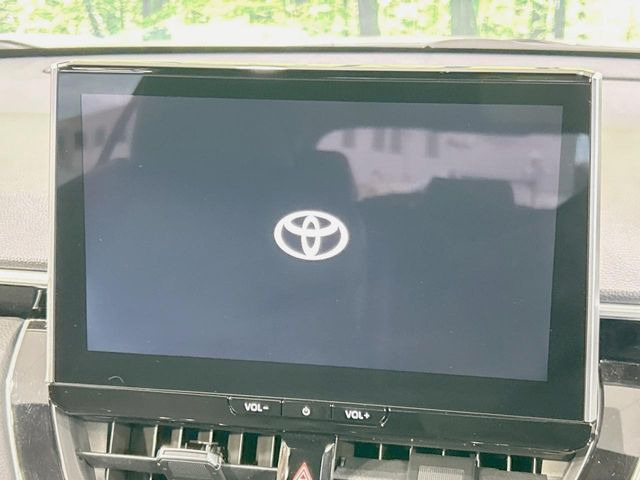 �y10.5�C���` �f�B�X�v���C�I�[�f�B�I�z���ʂ̃f�B�X�v���C��AppleCarPlay��AndroidAuto�����p�\�B�傫�ȉ�ʂŃX�}�z�i�r�A�v���������p���������܂���