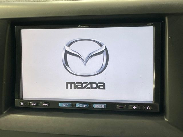 �y�����i�r�z�l�C�̏����i�r�𑕔����Ă���܂��B�i�r�̎g���₷���͂������A�I�[�f�B�I�@�\���[��!�L�����v�◷�s�͂������A�ʋ΂┃�����ȂǕ��i�̃h���C�u���y�����Ȃ�͂���