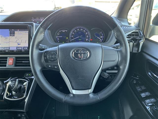 エスクァイアハイブリッド1.8 Gi