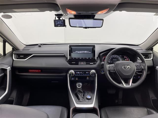 RAV42.0 G Zパッケージ 4WD