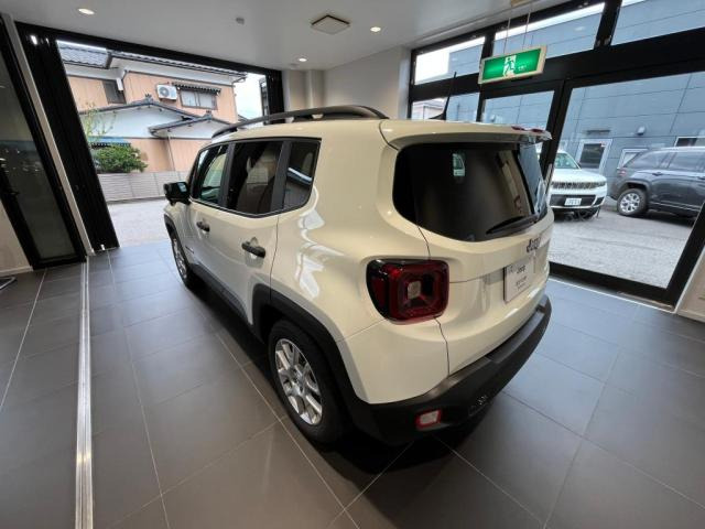 レネゲードアルティチュード eハイブリッド