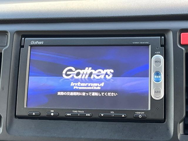 �y�����i�r�z�l�C�̏����i�r�𑕔����Ă���܂��B�i�r�̎g���₷���͂������A�I�[�f�B�I�@�\���[��!�L�����v�◷�s�͂������A�ʋ΂┃�����ȂǕ��i�̃h���C�u���y�����Ȃ�͂���