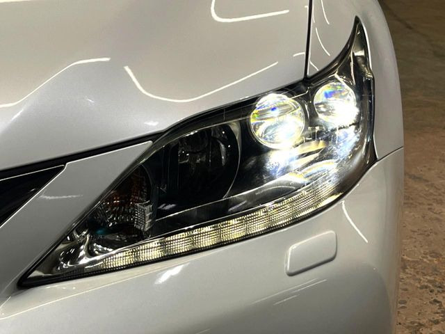 �yLED�w�b�h���C�g�z���V����ԑ��s�����ǍD�Ȏ��E���m�ۂ����S���ĉ^�]�ł��鍂�P�xLED�w�b�h���C�g�𑕔�!�_�����x�������A����d�͂��}�����Ă��܂��B