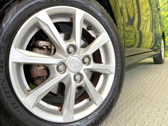 �y���������C���`�A���~�z�C�[���z�O�ςɃ}�b�`���������A���~�z�C�[���𑕒����Ă���܂��B�e��ЊO�A���~�z�C�[����A�X�^�b�h���X�^�C�����戵�����Ă���܂��B���񂲑��k����������