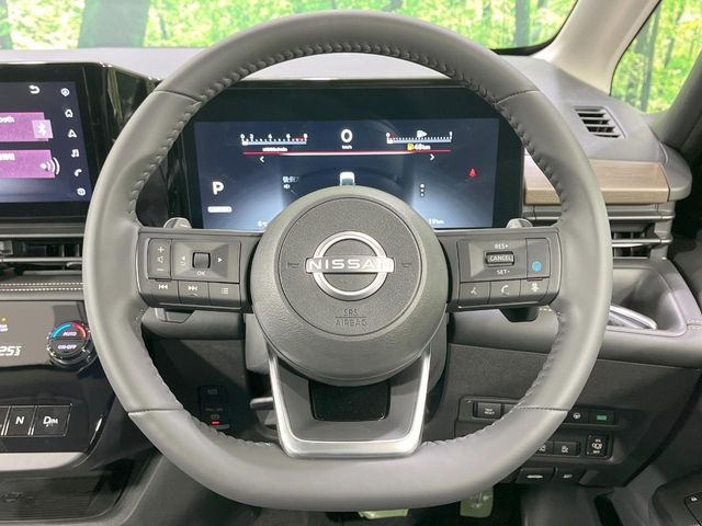 �y�����v�����X�e�A�����O�z�㎿�Ȋv���g�p���邱�ƂŁA��ɂ����������݂ƂĂ��^�]���₷���n���h���ł���