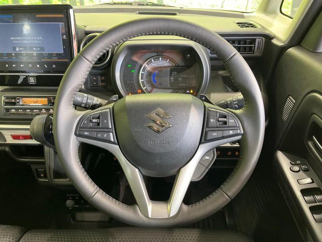 �y�����v�����X�e�A�����O�z�㎿�Ȋv���g�p���邱�ƂŁA��ɂ����������݂ƂĂ��^�]���₷���n���h���ł���