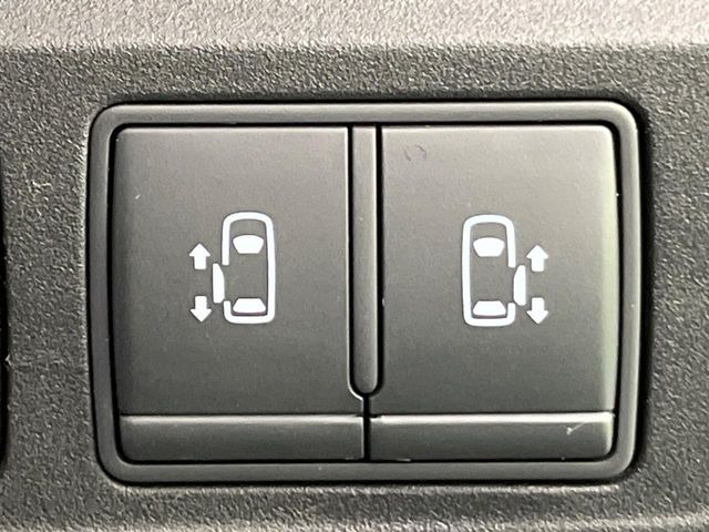 �y�����p���[�X���C�h�h�A�z�X�}�[�g�L�[��^�]�Ȃ̃X�C�b�`�Ō�ȗ����X���C�h�h�A�̊J���\���d��������͂����ăh�A���J����K�v�������A�����Ȃ��q�l�ł��ȒP�ɊJ���߂ł����K�ł���