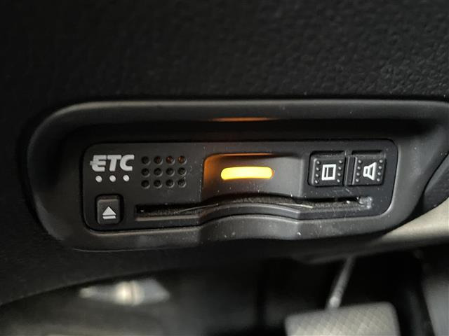 ヴェゼル1.5 ハイブリッド X ホンダセンシング