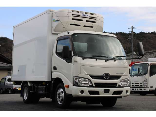 デュトロ冷蔵冷凍車