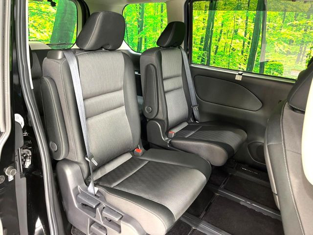 ���ڒ����̓E�H�[�N�X���[�ƂȂ��Ă���܂��B���ڂƎO��ڂ̈ړ�����~�肪�Ƃ��Ă��y�ɂȂ�̂ŁA���~��̍ۂ��X�g���X�������邱�Ƃ͂���܂����