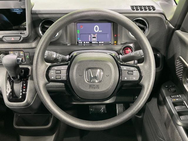 �y�X�e�A�����O�X�C�b�`�z�^�]���A�O������ڐ������炷���ƂȂ��A�I�[�f�B�I���̑��삪�\�ȕ֗��@�\!���S&���K�ȃh���C�u�����o���Ă���܂���