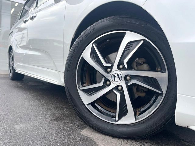 �y�����A���~�z�C�[���z�O�ςɃ}�b�`���������A���~�z�C�[���𑕒����Ă���܂��B�e��ЊO�A���~�z�C�[����A�X�^�b�h���X�^�C�����戵�����Ă���܂��B���񂲑��k����������