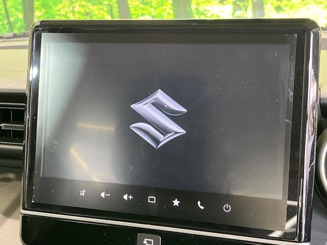 �y9�C���` �����i�r�z�l�C�̏����i�r�𑕔����Ă���܂��B�i�r�̎g���₷���͂������A�I�[�f�B�I�@�\���[��!�L�����v�◷�s�͂������A�ʋ΂┃�����ȂǕ��i�̃h���C�u���y�����Ȃ�͂���