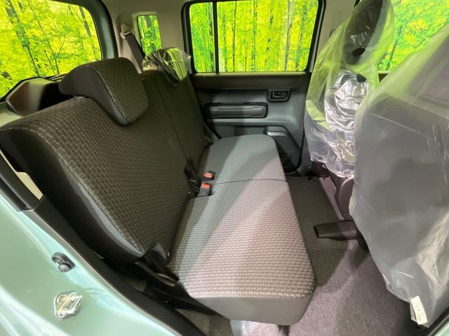 ���i���ȃI���W�i���t���A�}�b�g���I�v�V�����ɂĂ��p�ӂ��Ă���܂��B���D���ȃf�U�C����J���[�����Ԃɍ��킹�đI��ł����������Ƃ��ł��܂���