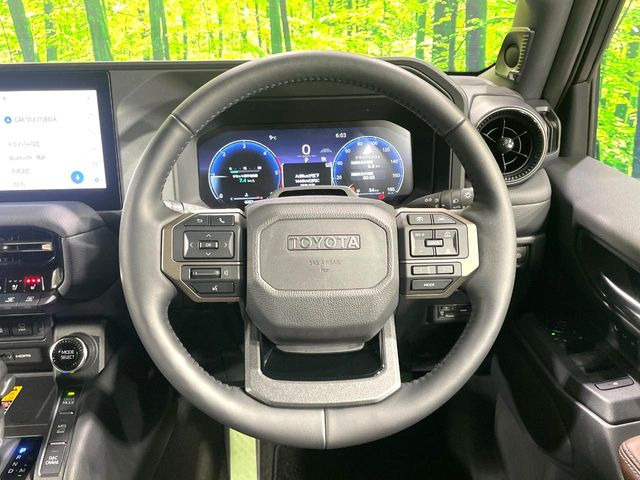 �y�����v�����X�e�A�����O�z�㎿�Ȋv���g�p���邱�ƂŁA��ɂ����������݂ƂĂ��^�]���₷���n���h���ł���