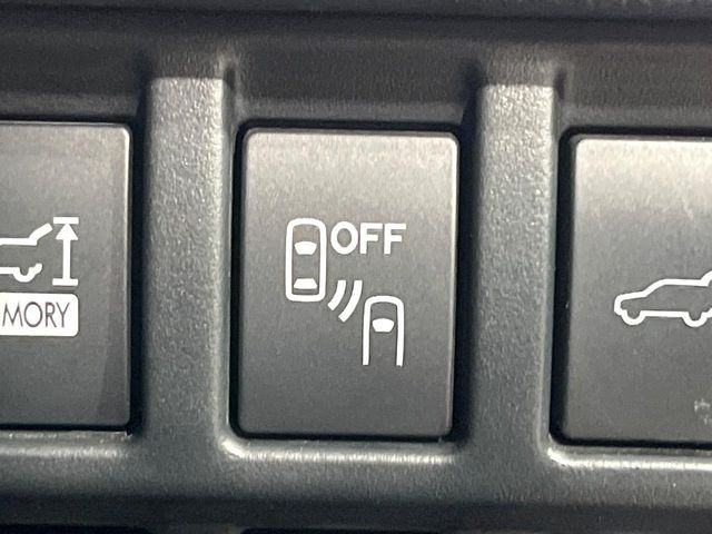 �y�����r�[�N���f�B�e�B�N�V�����z���s���A�h�A�~���[�̎��p�ɂȂ�₷���ӏ��Ɍ㑱�Ԃ��ڋ߂���ƃT�C�h�~���[�t�߂Ɍx����\���A�h���C�o�[�ɒ��ӊ��N�ƁA����̍ۂ̓n���h��������A�V�X�g�����܂��B