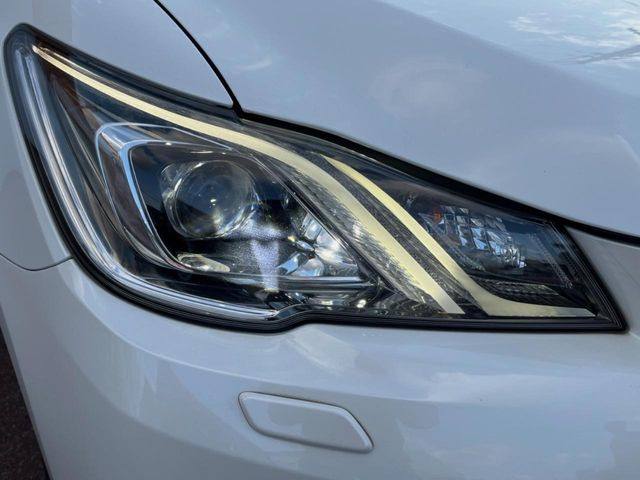 �yLED�w�b�h���C�g�z���V����ԑ��s�����ǍD�Ȏ��E���m�ۂ����S���ĉ^�]�ł��鍂�P�xLED�w�b�h���C�g�𑕔�!�_�����x�������A����d�͂��}�����Ă��܂��B