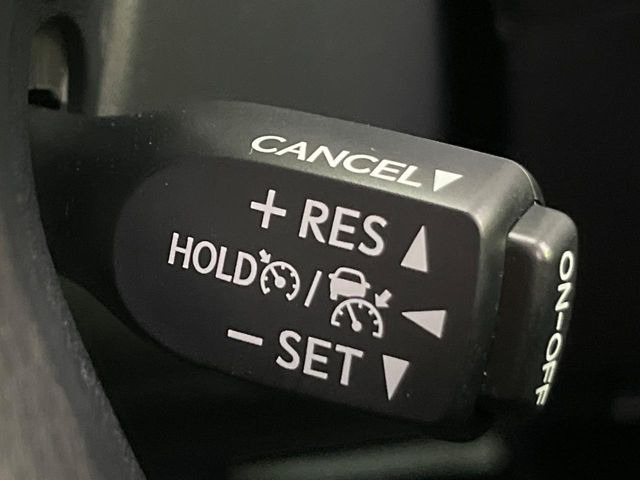 �y���[�_�[�N���[�Y�R���g���[���z�������H�ł̒��������s���y��!!�����ő��x��ۂN���[�Y�R���g���[�����A�Փˌy���V�X�e���ƘA�g���A�O���̎ԗ������m���ĎԊԂ�ۂ悤�ɑ��x���߂��Ă���܂�!!