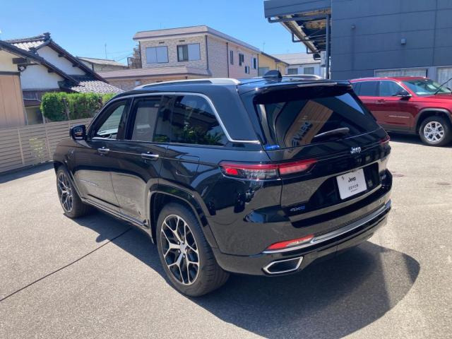 グランドチェロキーサミットリザーブ 4xe 4WD