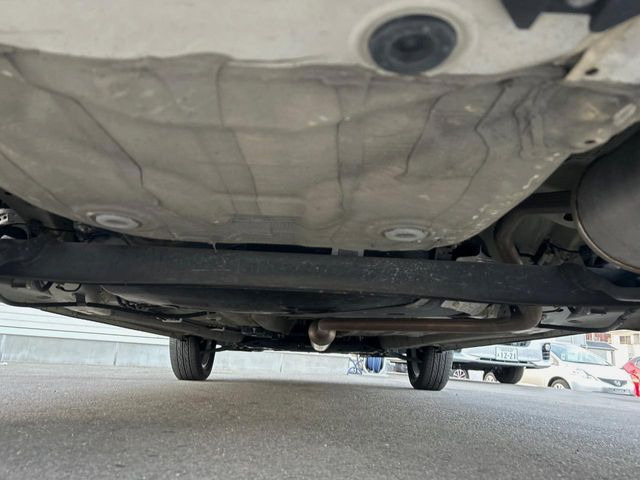 ����肪���ꂢ�Ȃ����ɁA�h�K���H�̎{�H���I�X�X���B�~��n��͂������A���ݕ��ɂ��Z���̕���A��Ń}�����E�E�B���^�[�X�|�[�c���������ɂ��D�]���������Ă���܂��B